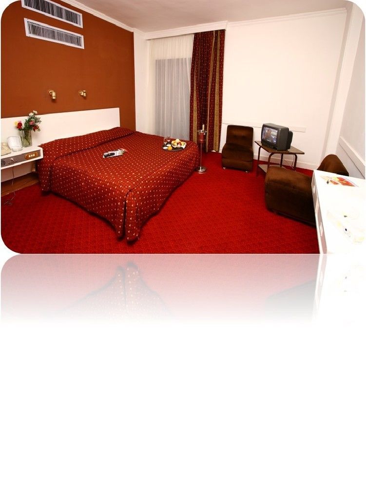 Beirut Hotel Cairo Exterior photo